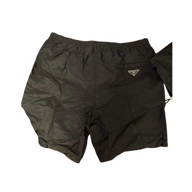 PRADA Badehose aus Re-Nylon - Pre-loved Designer Second Hand | LUXURYLOVE PRADA Badehose aus Re-Nylon - Pre-loved Designer Second Hand | LUXURYLOVE