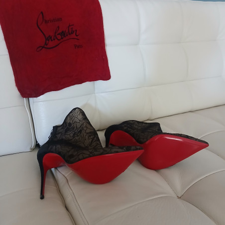 CHRISTIAN LOUBOUTIN Stiefeletten Spitze 40.5 Pre-owned Designer Secondhand Luxurylove