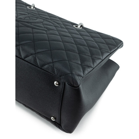 CHANEL GST Shopper XL - Pre-loved Designer Second Hand | LUXURYLOVE