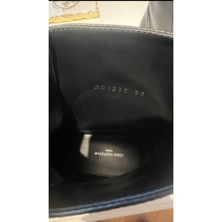 LOUIS VUITTON Territory Flat Ranger Boots - Pre-loved Designer Second Hand | LUXURYLOVE