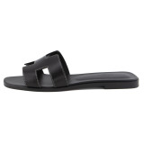 Oran sandals
