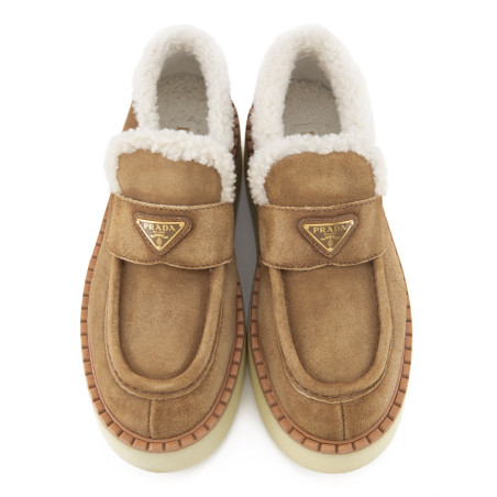 PRADA Platform loafer - Pre-loved Designer Second Hand | LUXURYLOVE