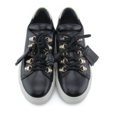Tassel sneaker