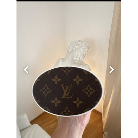 LOUIS VUITTON Handbag - Pre-loved Designer Second Hand | LUXURYLOVE