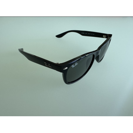 RAY-BAN Sunglasses black - Pre-loved Designer Second Hand | LUXURYLOVE