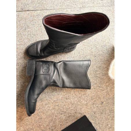CHANEL High leather boots 40 black leather boots - Pre-loved Designer Second Hand | LUXURYLOVE