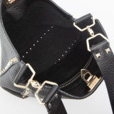 VALENTINO GARAVANI Rockstud Crossbody Bag schwarz Pre-owned Designer Secondhand Luxurylove