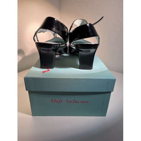 STEFI TALMAN Black patent leather pumps - Pre-loved Designer Second Hand | LUXURYLOVE