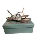 Gold sandal/summer shoe