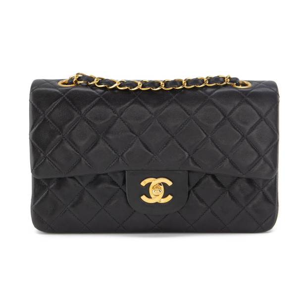 CHANEL Double Flap Bag small Lammleder schwarz Pre-owned Designer Secondhand Luxurylove CHANEL Double Flap Bag small Lammleder schwarz Pre-owned Designer Secondhand Luxurylove