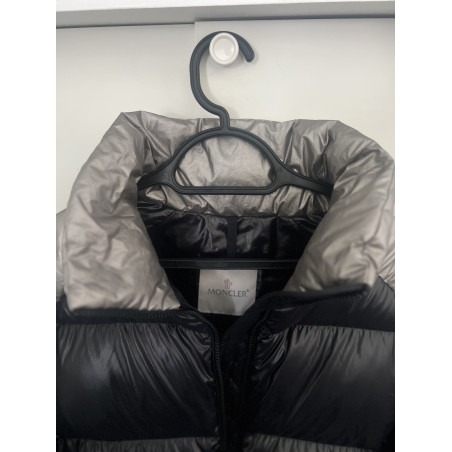 MONCLER Down jacket - Pre-loved Designer Second Hand | LUXURYLOVE