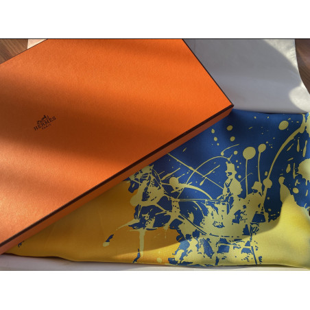 HERMÉS Seidentuch 90x90 cheval surprise Pre-owned Designer Secondhand Luxurylove