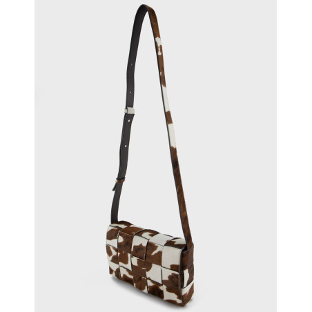 BOTTEGA VENETA Casette Bag medium Kuhfell braun NEU Pre-owned Designer Secondhand Luxurylove