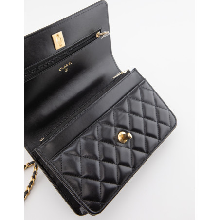 CHANEL Top Handle Wallet on Chain schwarz NEU Pre-owned Designer Secondhand Luxurylove