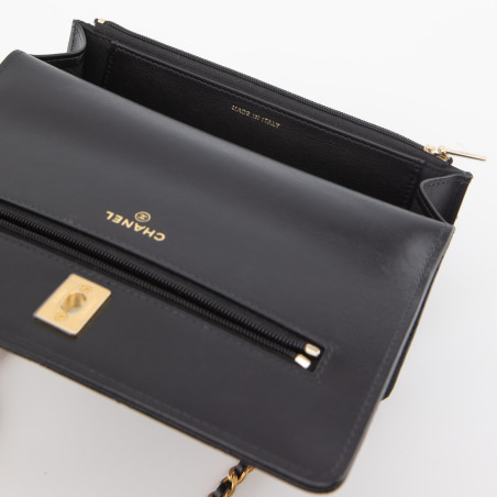 CHANEL Top Handle Wallet on Chain - NEW - Pre-loved Designer Second Hand | LUXURYLOVE