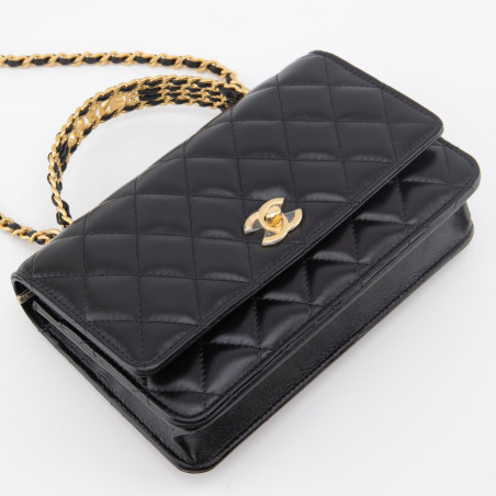 CHANEL Top Handle Wallet on Chain - NEW - Pre-loved Designer Second Hand | LUXURYLOVE