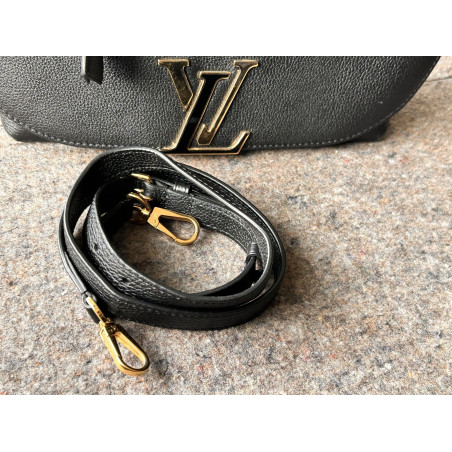 LOUIS VUITTON Taurillon Volta handbag with strap as good as new - Pre-loved Designer Second Hand | LUXURYLOVE
