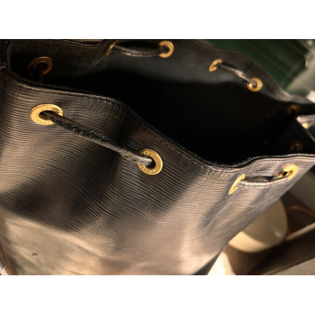LOUIS VUITTON Grand Sac Noé Epi Leather - Pre-loved Designer Second Hand | LUXURYLOVE