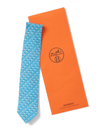 HERMÈS Silk tie sheep - Pre-loved Designer Second Hand | LUXURYLOVE