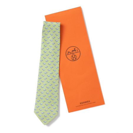 HERMÈS Seidenkrawatte Katze Maus grün Pre-owned Designer Secondhand Luxurylove