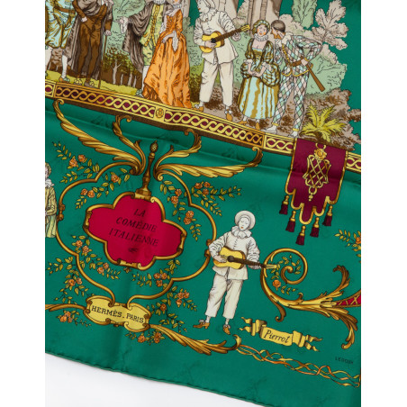 HERMÈS Seidentuch Foulard Carré 90 Jacquard "La comédie Italienne" - Pre-loved Designer Second Hand | LUXURYLOVE