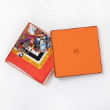 HERMÈS Kopie von Seidentuch Foulard Carré 90 "New Orleans Creole Jazz" rot - Pre-loved Designer Second Hand | LUXURYLOVE