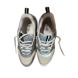 B22 Sneaker
