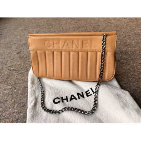 CHANEL Vintage mini Pochette Handtasche - Pre-loved Designer Second Hand | LUXURYLOVE