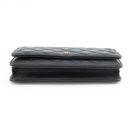 Klassische WOC Wallet on Chain Crossbody Bag Klassische WOC Wallet on Chain Crossbody Bag