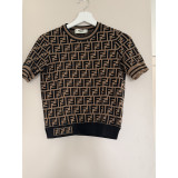 Logo sweater