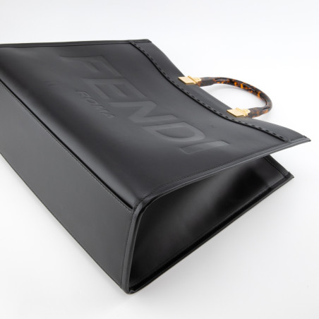 FENDI Sunshine Toe Bag medium - Pre-loved Designer Second Hand | LUXURYLOVE