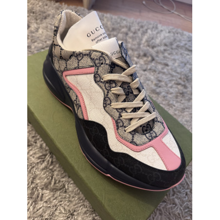 GUCCI Rhyton Sneaker - NEU - Pre-loved Designer Second Hand | LUXURYLOVE