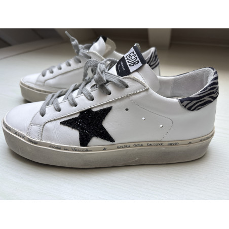 GOLDEN GOOSE Sneakers - Pre-loved Designer Second Hand | LUXURYLOVE