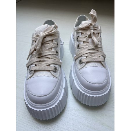 INUIKII Sneakers - NEW - Pre-loved Designer Second Hand | LUXURYLOVE