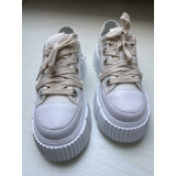 Sneakers - NEW