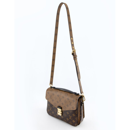 LOUIS VUITTON Pochette Métis Monogram Reverse - Pre-loved Designer Second Hand | LUXURYLOVE