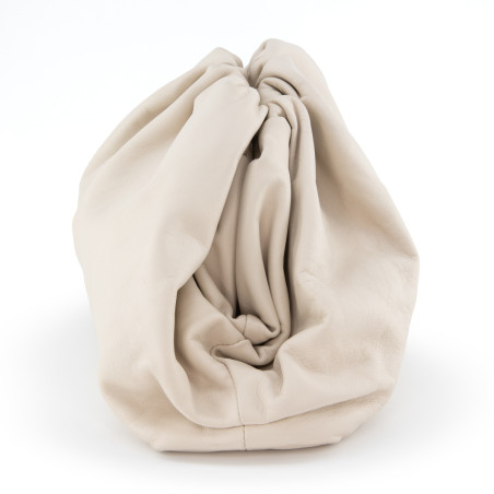BOTTEGA VENETA The Pouch - Pre-loved Designer Second Hand | LUXURYLOVE