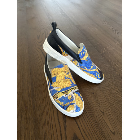 VERSACE Sneaker Barock Print - Pre-loved Designer Second Hand | LUXURYLOVE