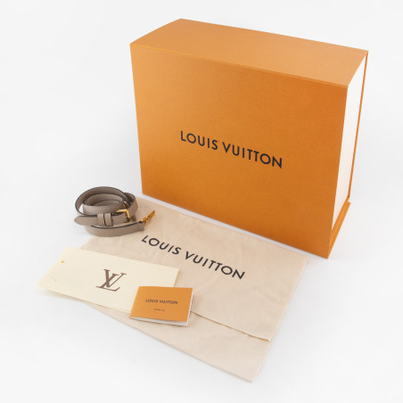 LOUIS VUITTON Capucines BB Bag Galet - full Set - Pre-loved Designer Second Hand | LUXURYLOVE