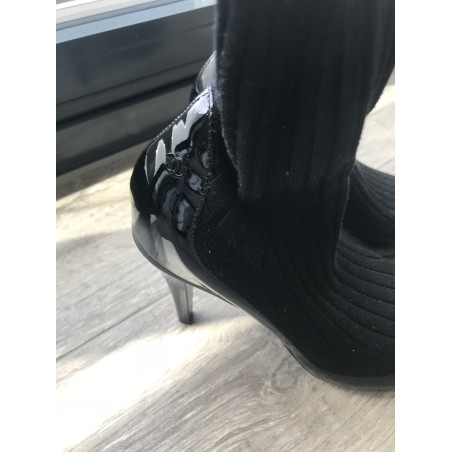 CHANEL Black shoes - Pre-loved Designer Second Hand | LUXURYLOVE