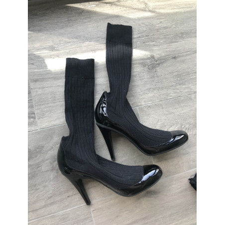 CHANEL Black shoes - Pre-loved Designer Second Hand | LUXURYLOVE