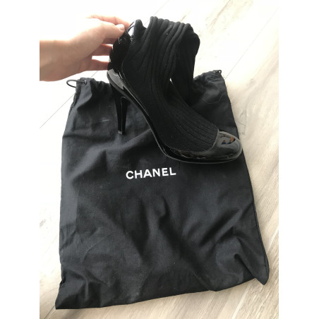 CHANEL Black shoes - Pre-loved Designer Second Hand | LUXURYLOVE