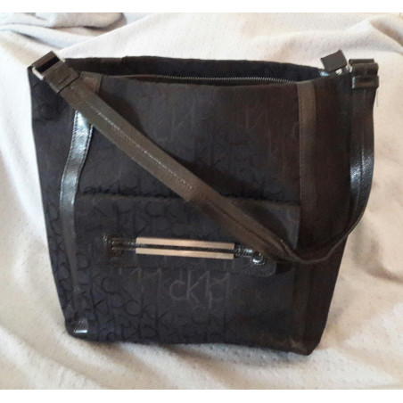 Calvin Klein Handtasche schwarz 